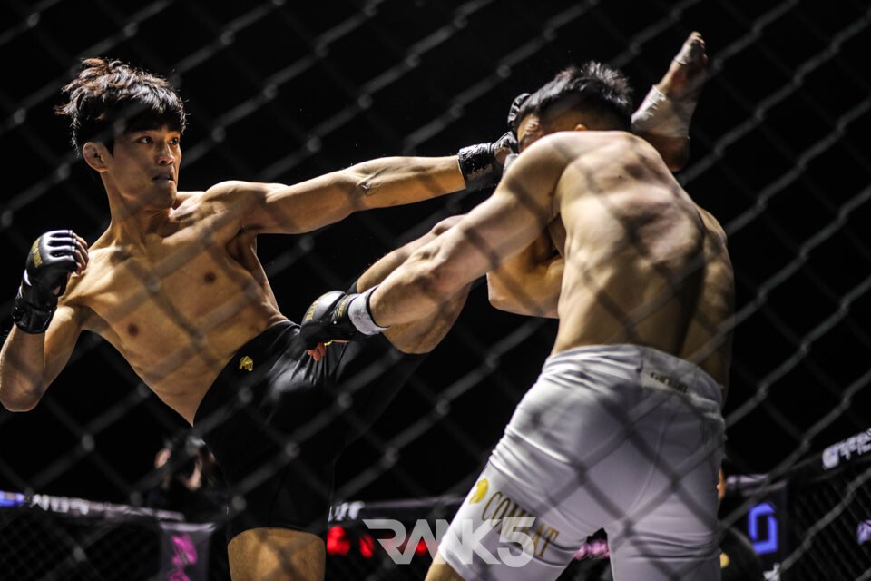 블랙컴뱃 16 경기 장면